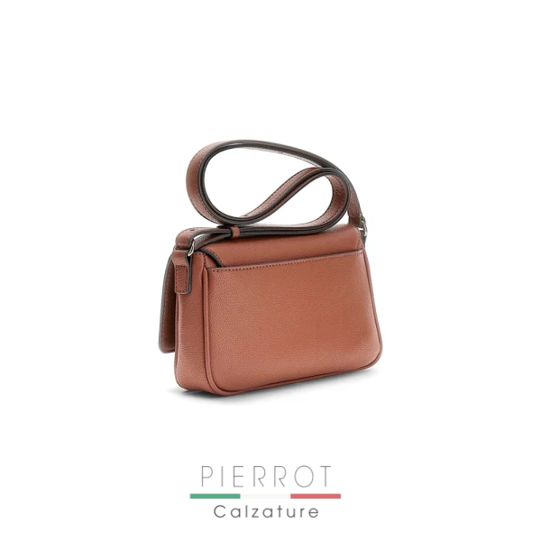 E26---guess---BG990521 COGNACISOLA COGNAC_1_P.JPG