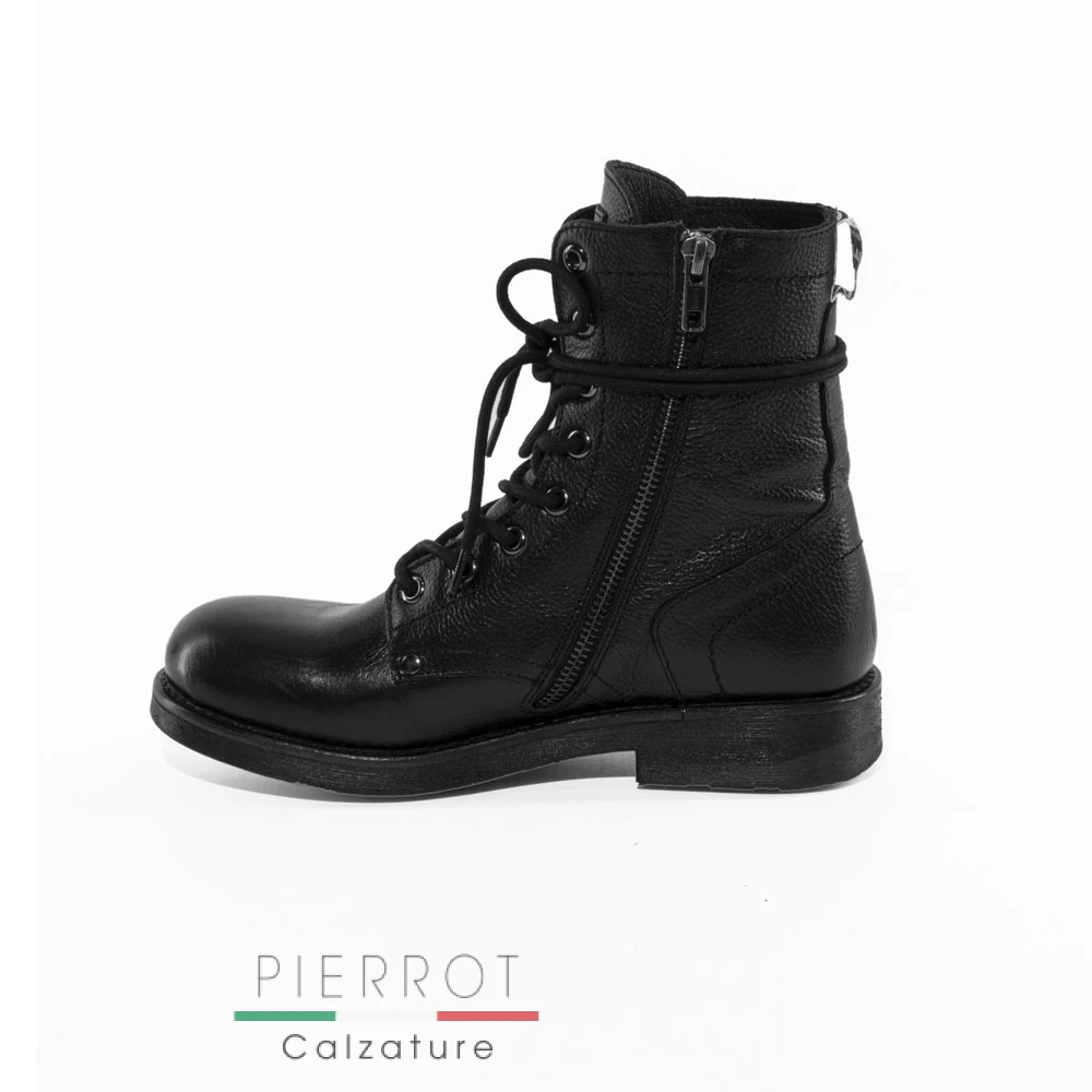 I26---bikkembergs---29322 CPB BLACKBLACK_3_P.JPG I26---bikkembergs---29322 CPB BLACKBLACK_3_P.JPG