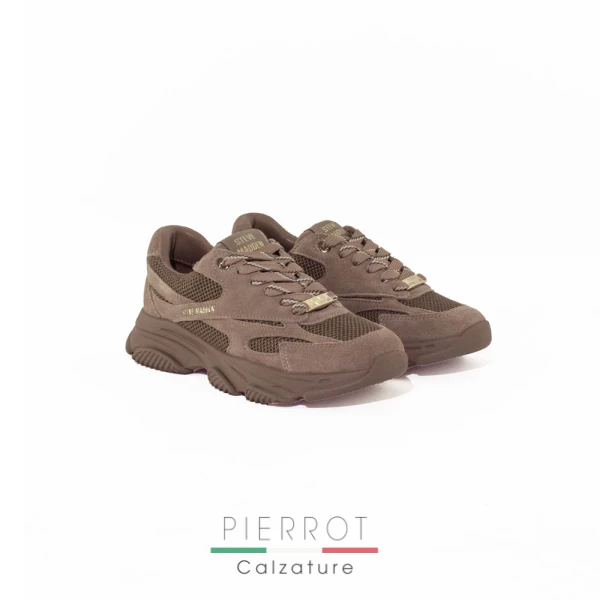 I26---steve madden---FRONT ROW TANTAN.JPG
