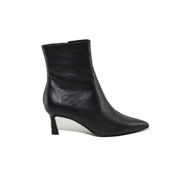 I26---steve madden---LULAH BLACKBLACK_1_P.JPG