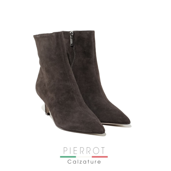 I26---steve madden---LULAH COFFEE COFFEE.JPG