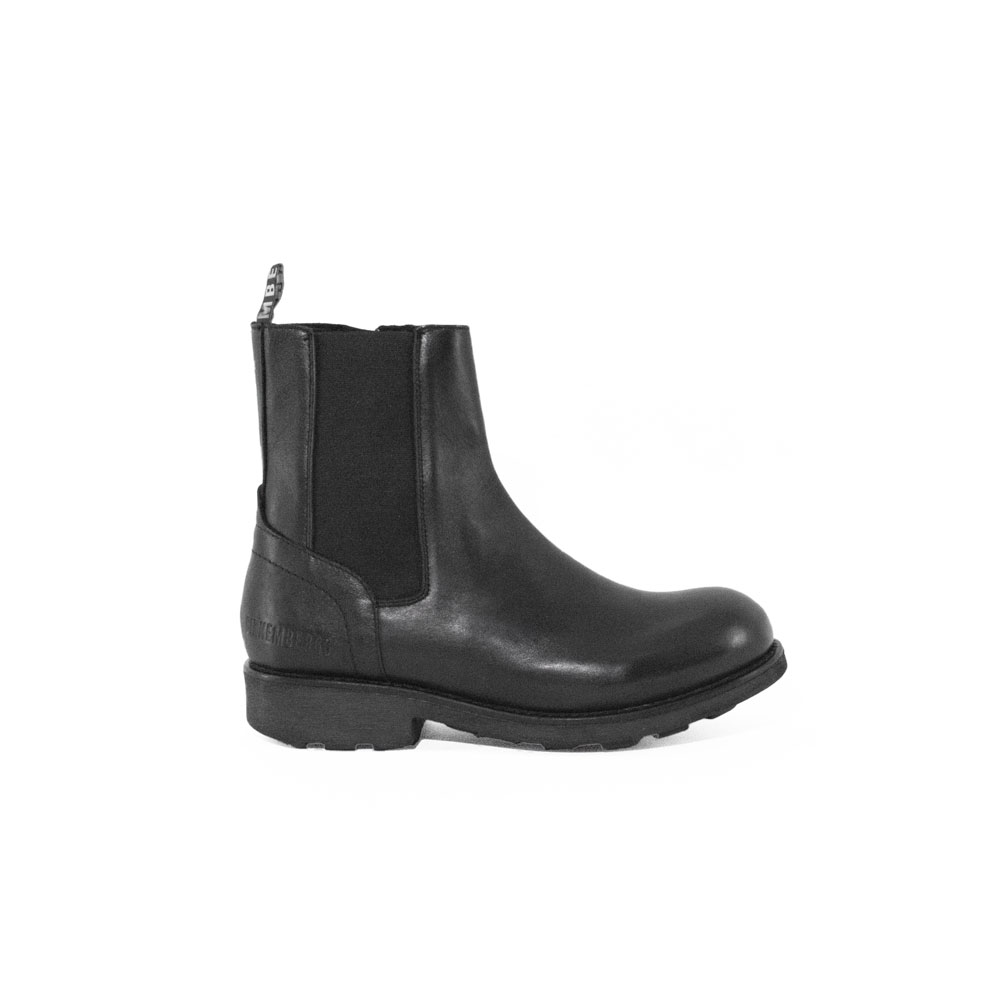 I26---bikkembergs---32233 A BLACKBLACK_1_P.JPG I26---bikkembergs---32233 A BLACKBLACK_1_P.JPG