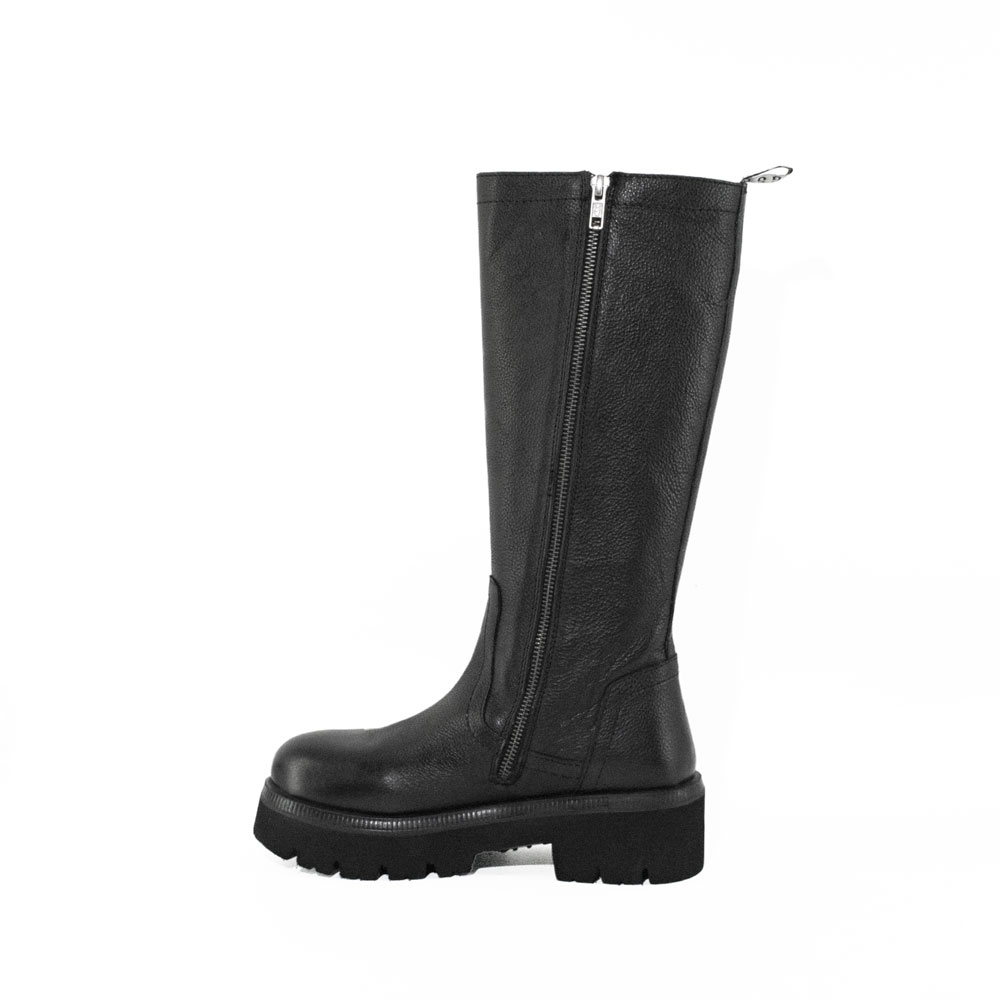 I26---bikkembergs---32340 A BLACKBLACK_2_P.JPG I26---bikkembergs---32340 A BLACKBLACK_2_P.JPG
