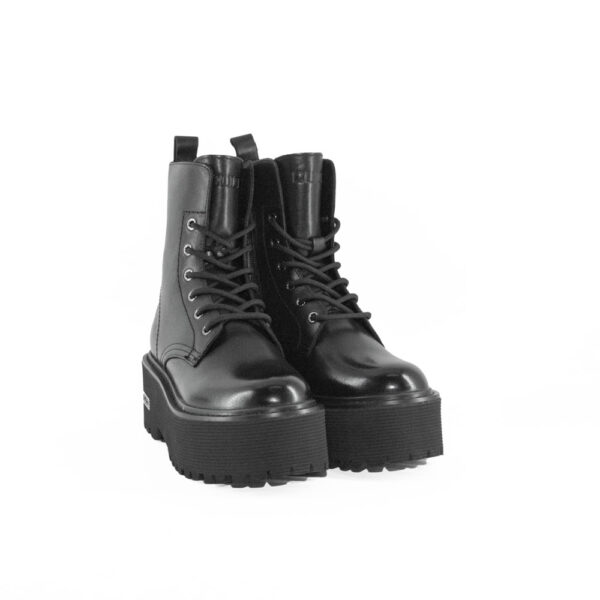 I26---cult---AXL 3460 MID BLACKBLACK.JPG