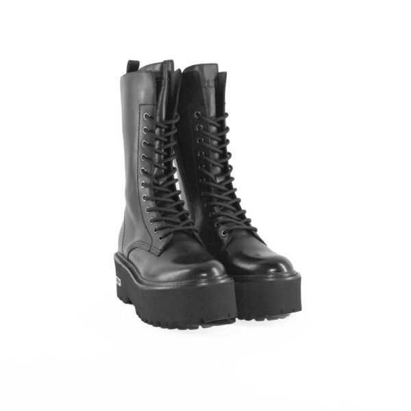 I26---cult---AXL 3463 BLACKBLACK.JPG