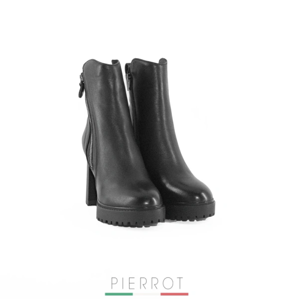 I26---cult---JAGGER 4334 BLACKBLACK.JPG